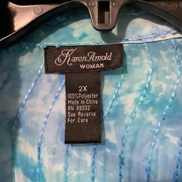 Karen Arnold Woman - Picture 2 of 4